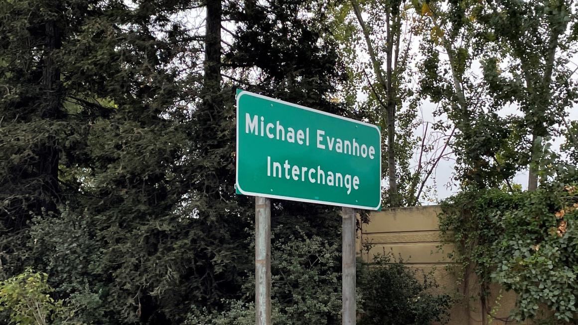 mike evanhoe freeway sign